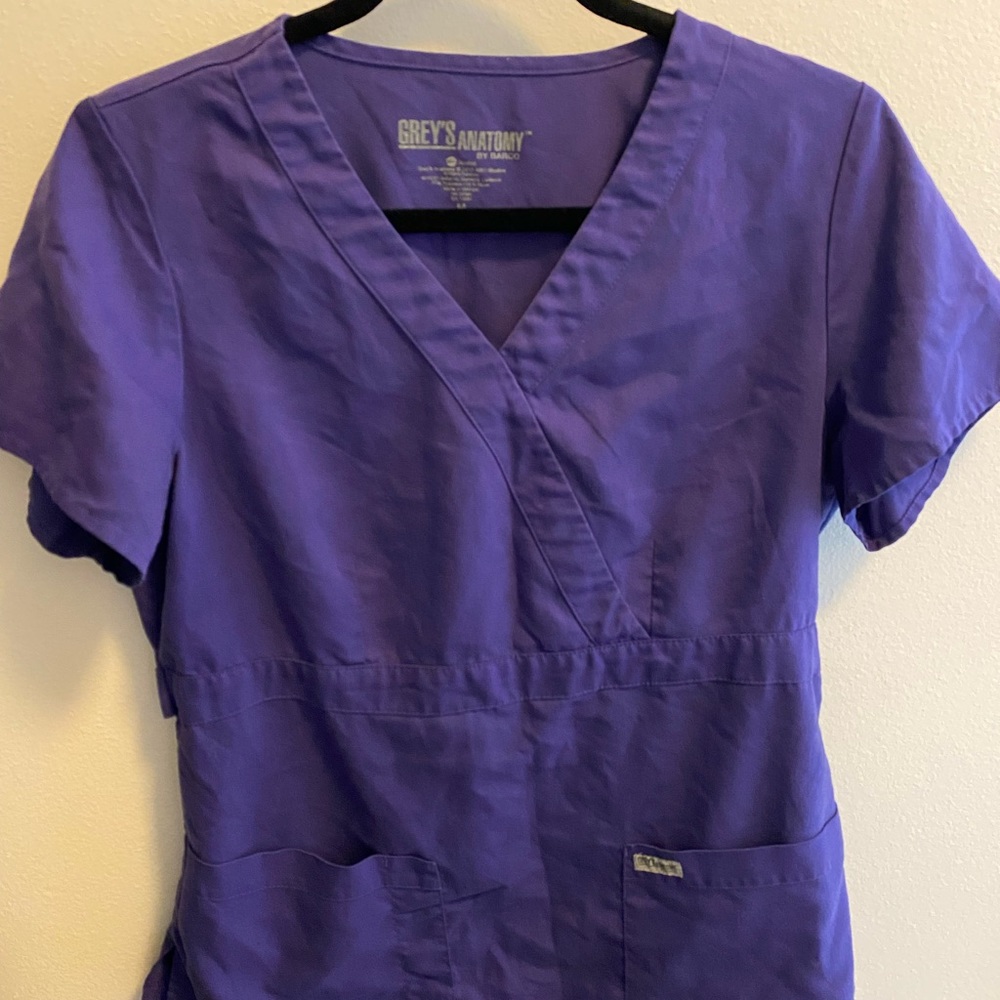 Grey’s Anatomy scrub top